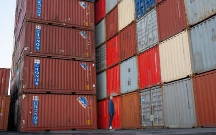 Xuất nhập khẩu uỷ thác